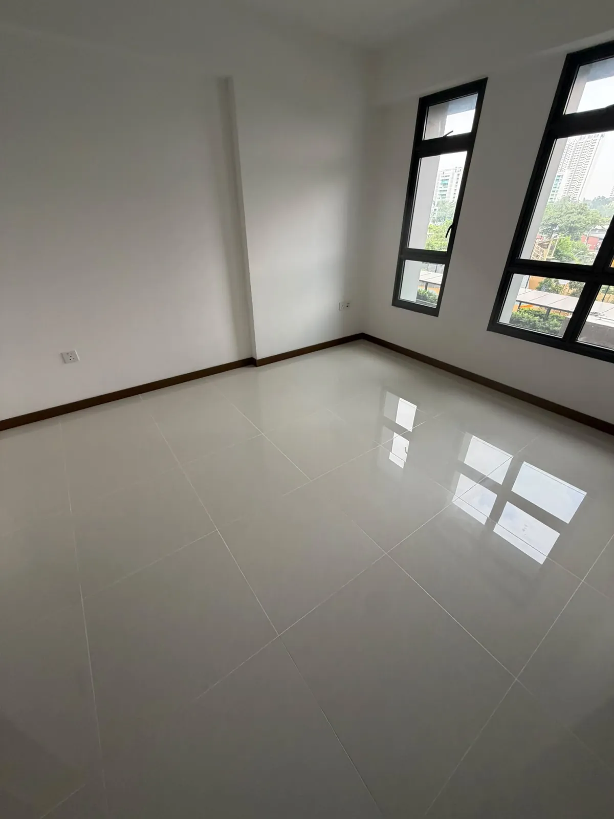 Empty room after cleaning