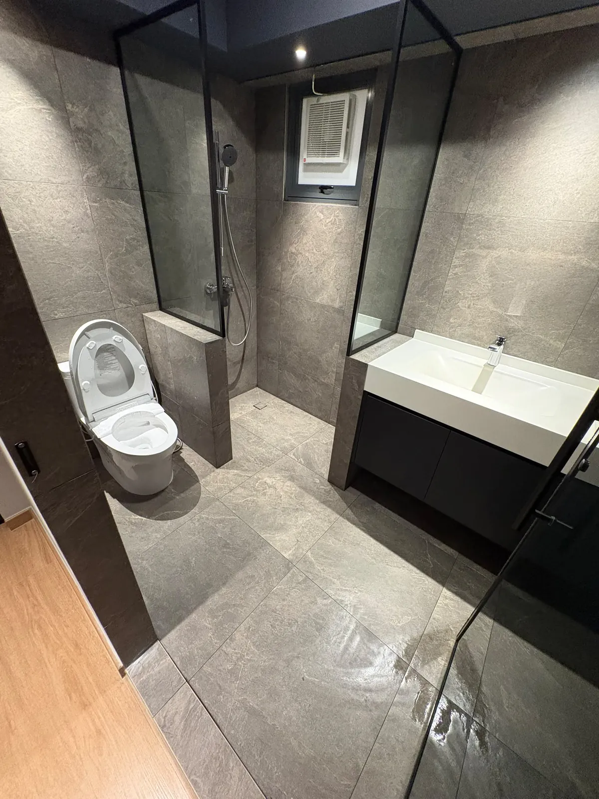 Bathroom after cleaning
