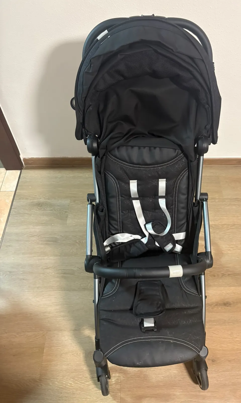 Stroller before cleaning